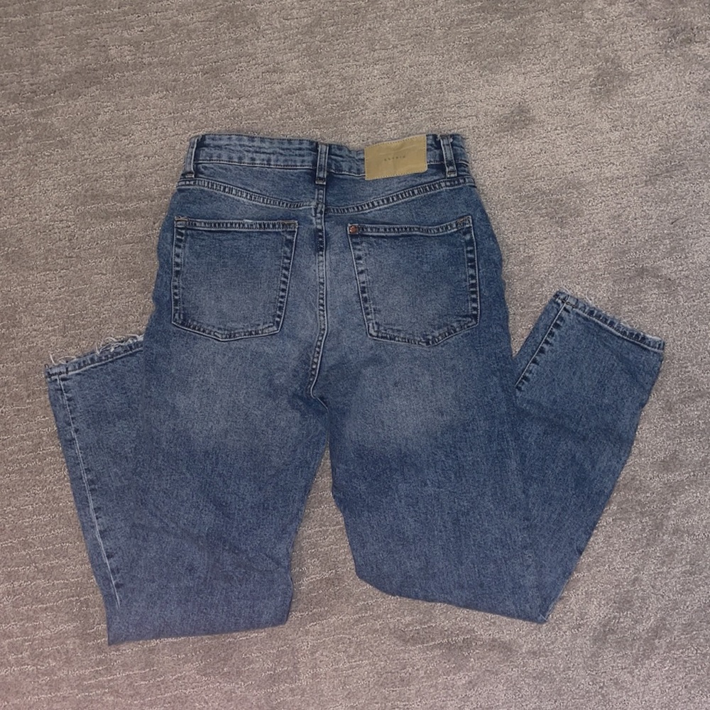 H&M Mom Jeans - Picture 2 of 3